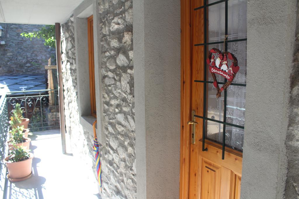 Apartmán In Perfetto Stile Valdostano Saint-Vincent Exteriér fotografie